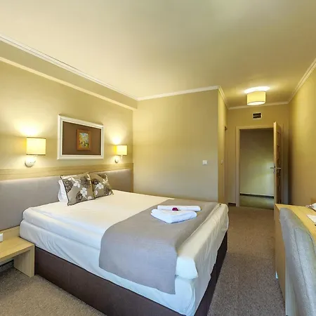 Di Lago Hotel Pancearevo