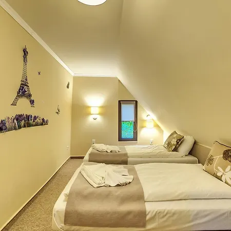 Di Lago Hotel