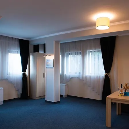 Hotel Di Lago Pancearevo